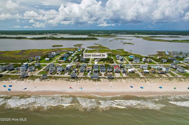 3210 Island Drive, Sneads Ferry, NC 28460