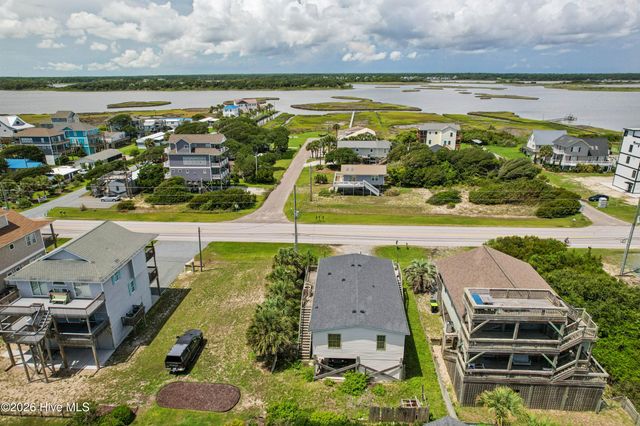 3210 Island Drive, Sneads Ferry, NC 28460