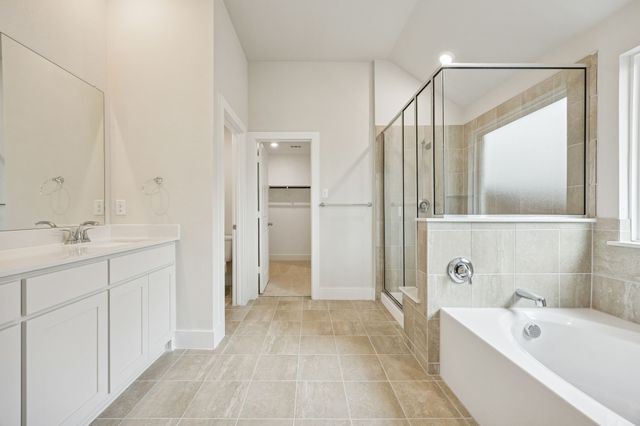 812 Tesslynn Avenue, Godley, TX 76044