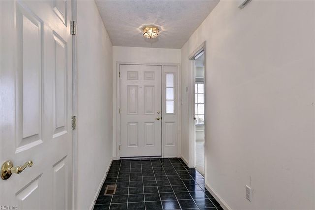 5111 Greenwich MEWS, Williamsburg, VA 23188