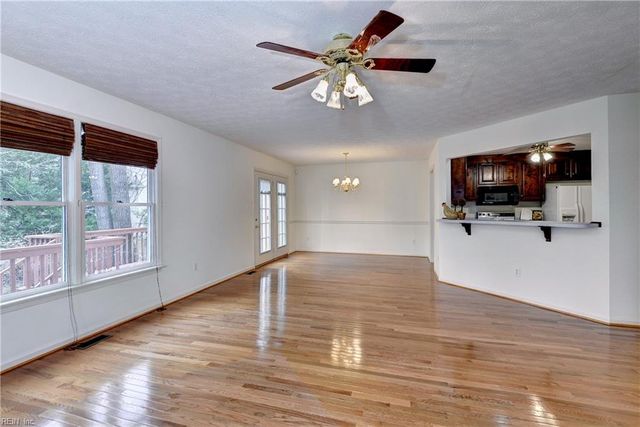 5111 Greenwich MEWS, Williamsburg, VA 23188