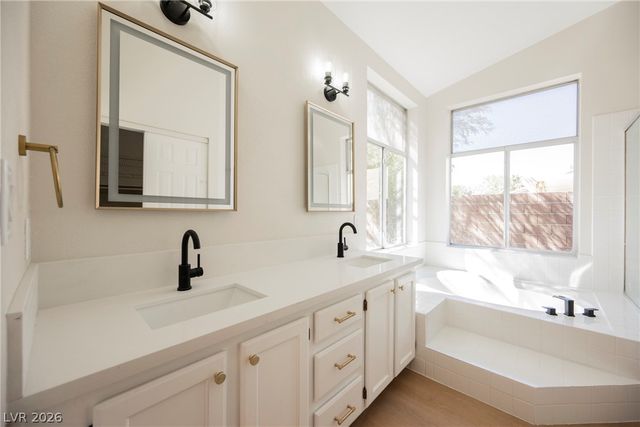 6113 Desert Haven Road, Las Vegas, NV 89130