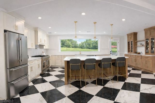 50 Mountain Ave, Warren Twp., NJ 07059