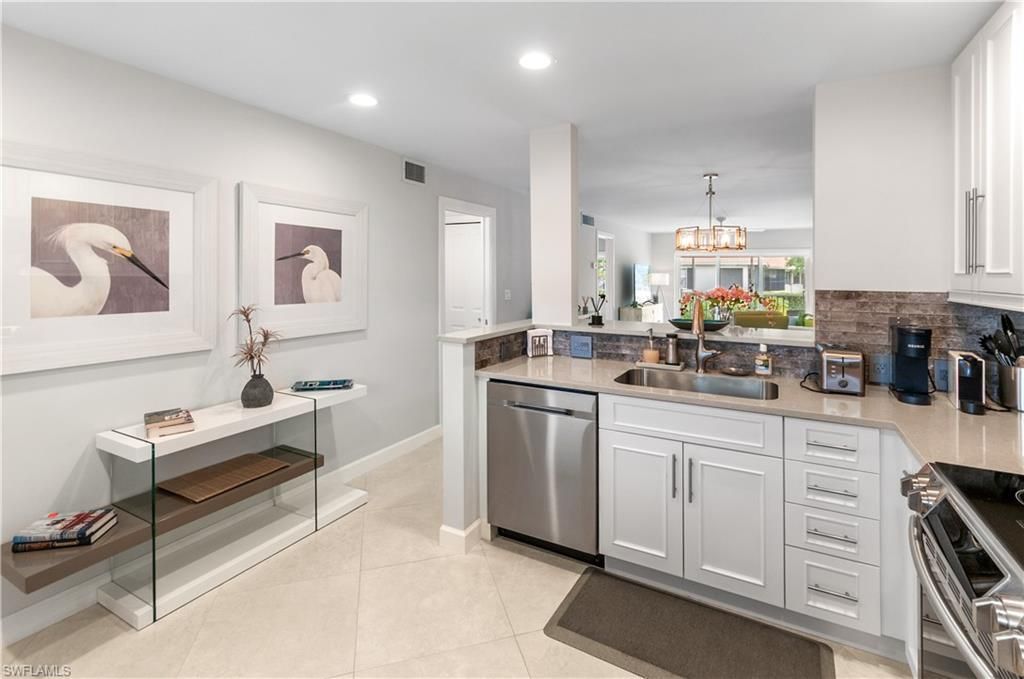 3150 Binnacle DR SE 209 - 2J, NAPLES, FL 34103 — photo 3