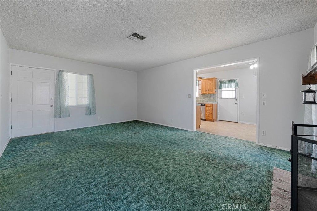 Image 13 of property listing at 312 N Maplewood, West Covina, CA 91790