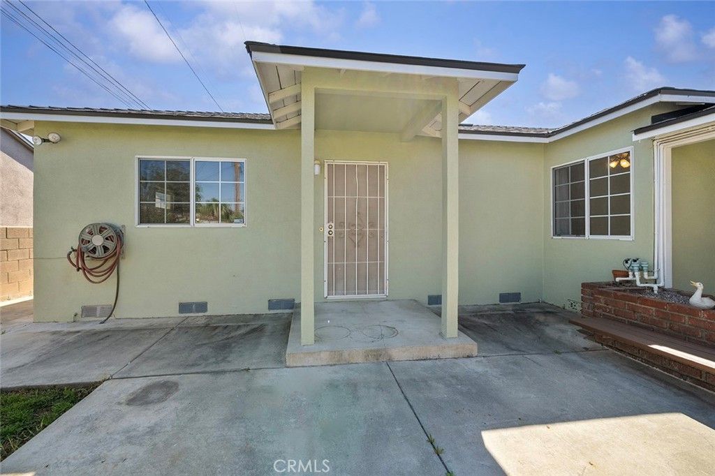 Image 30 of property listing at 312 N Maplewood, West Covina, CA 91790