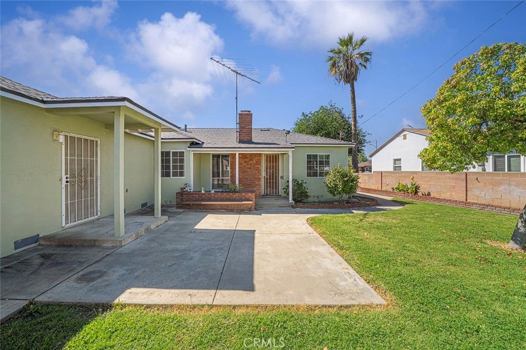 Image 33 of property listing at 312 N Maplewood, West Covina, CA 91790