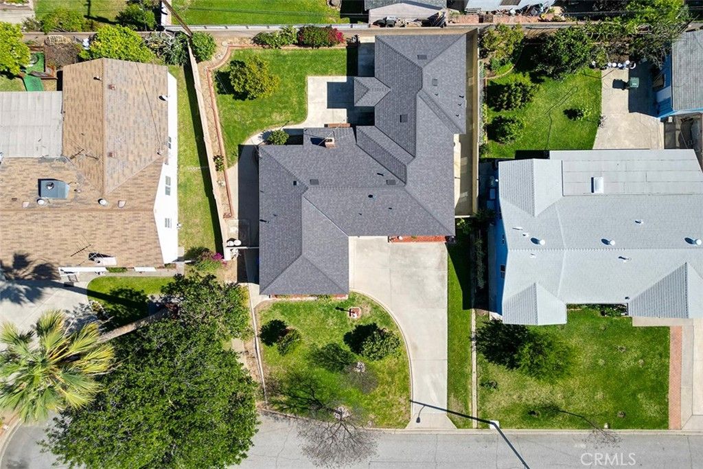 Image 36 of property listing at 312 N Maplewood, West Covina, CA 91790