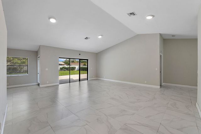 11461 NW 39th Street, Coral Springs, FL 33065