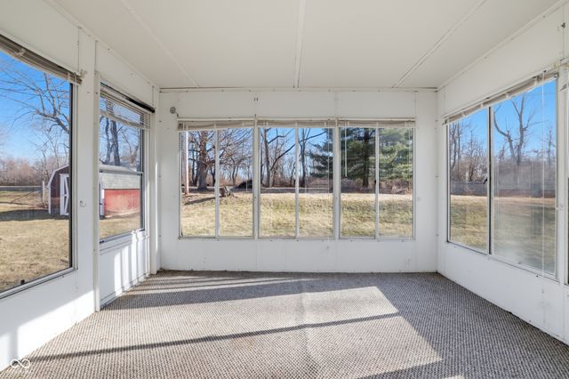 14 Crescent Court, Anderson, IN 46013