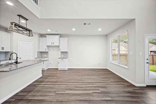 10218 Shore Acres Lane, Conroe, TX 77384
