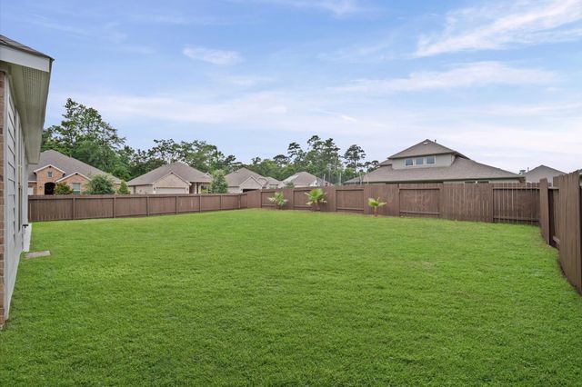 10218 Shore Acres Lane, Conroe, TX 77384
