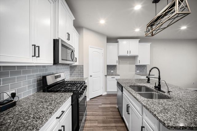10218 Shore Acres Lane, Conroe, TX 77384