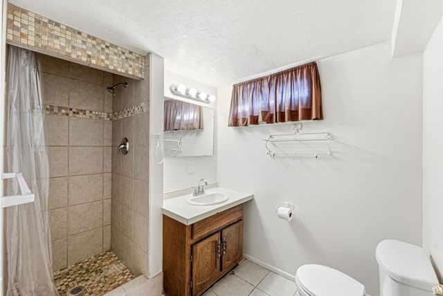 200 COBBLE CREEK RD, North Salt Lake, UT 84054