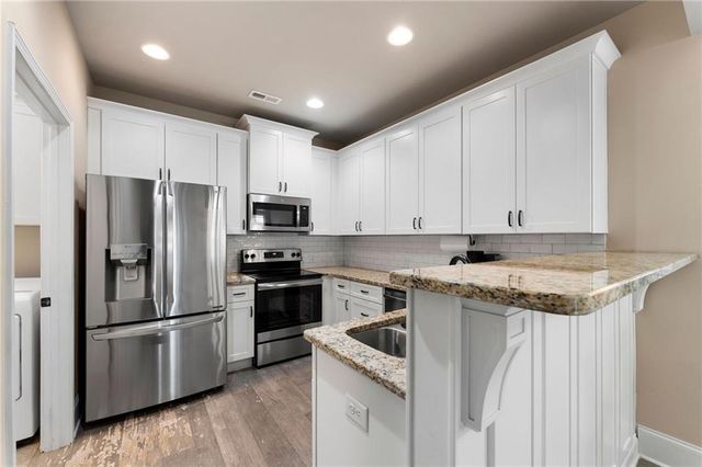 6 William Drive NE 47, White, GA 30184
