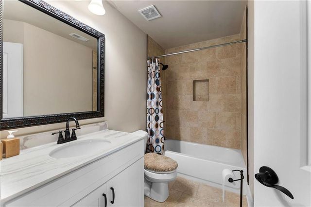 6 William Drive NE 47, White, GA 30184