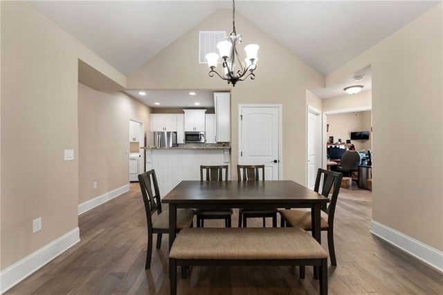 6 William Drive NE 47, White, GA 30184