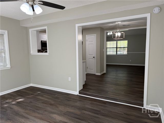 215 Pinecrest Place, Pooler, GA 31322