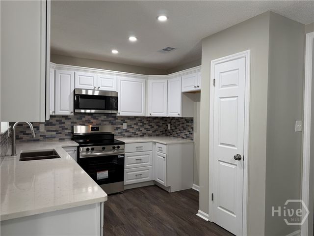 215 Pinecrest Place, Pooler, GA 31322