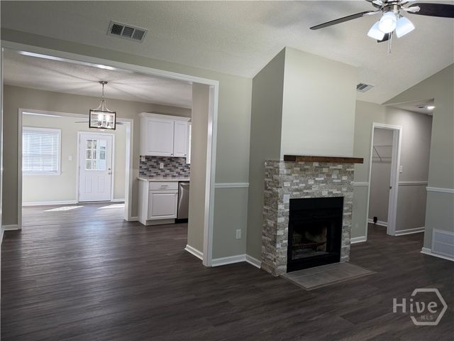 215 Pinecrest Place, Pooler, GA 31322