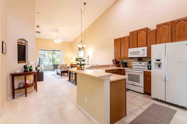 2735 RUTLEDGE COURT, Winter Haven, FL 33884