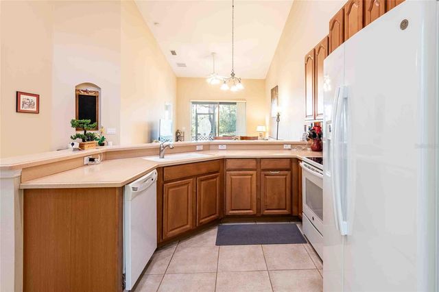 2735 RUTLEDGE COURT, Winter Haven, FL 33884