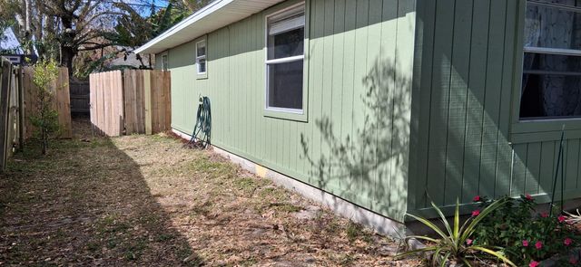 1511 20th Avenue SW, Vero Beach, FL 32962