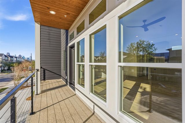 2202 N Carroll Avenue 104, Dallas, TX 75204