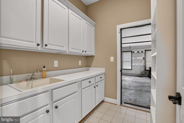 20369 POTOMAC LANDING TER, Sterling, VA 20165
