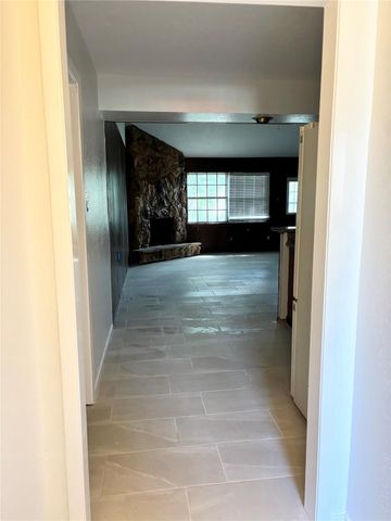 15347 E Barbara Circle, Houston, TX 77071