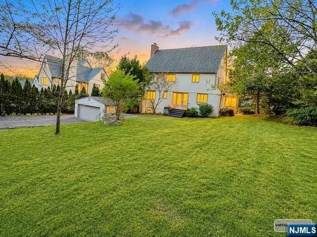 112 Oxford Place, Glen Rock, NJ 07452