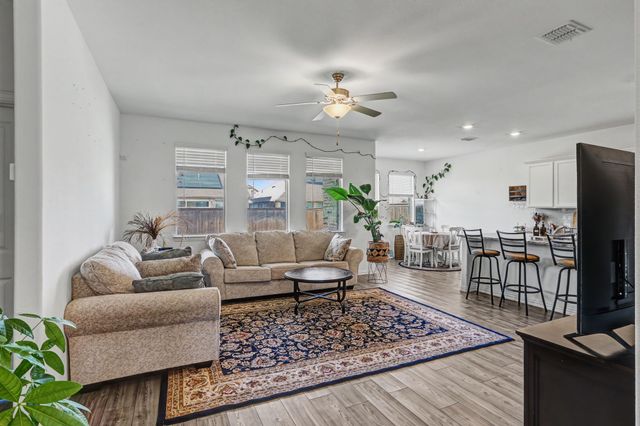 812 Carmen Street, Forney, TX 75126