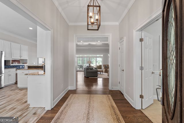 262 N Rock Island Drive, Eatonton, GA 31024