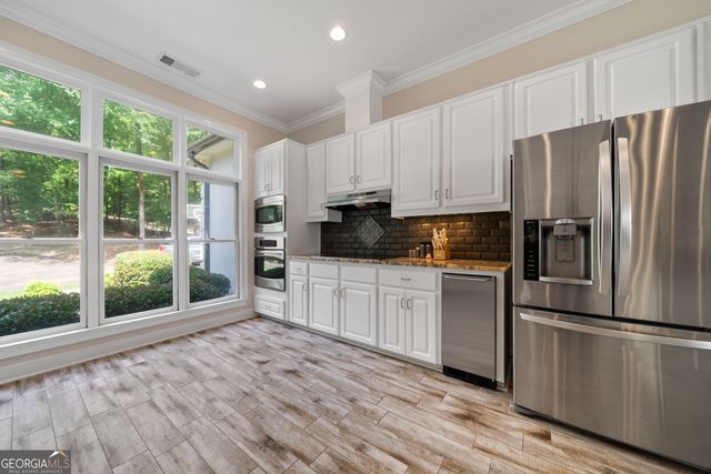 262 N Rock Island Drive, Eatonton, GA 31024