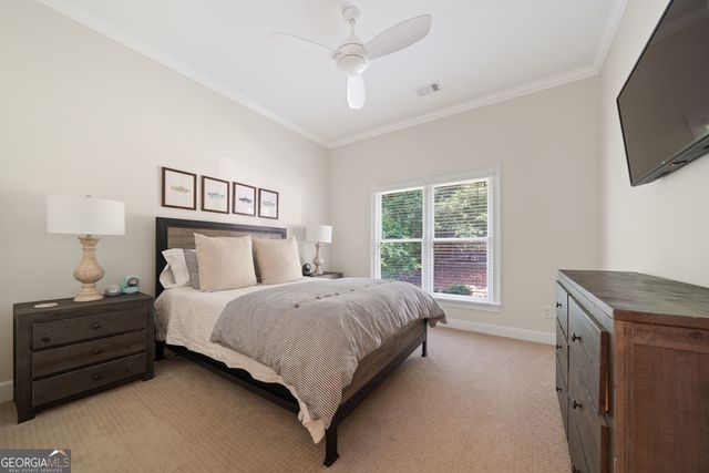 262 N Rock Island Drive, Eatonton, GA 31024