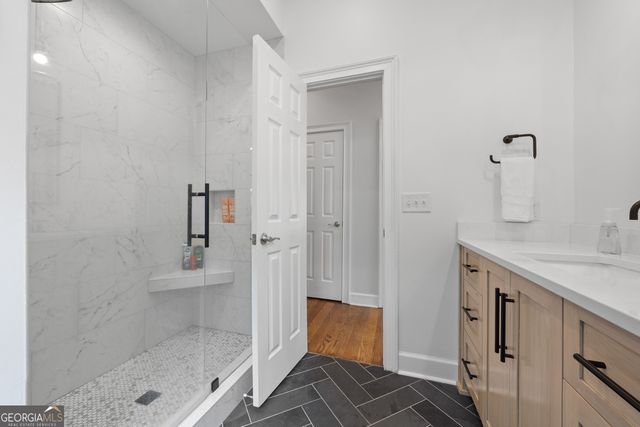 262 N Rock Island Drive, Eatonton, GA 31024