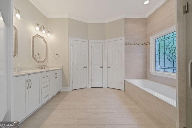 262 N Rock Island Drive, Eatonton, GA 31024