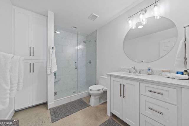 262 N Rock Island Drive, Eatonton, GA 31024