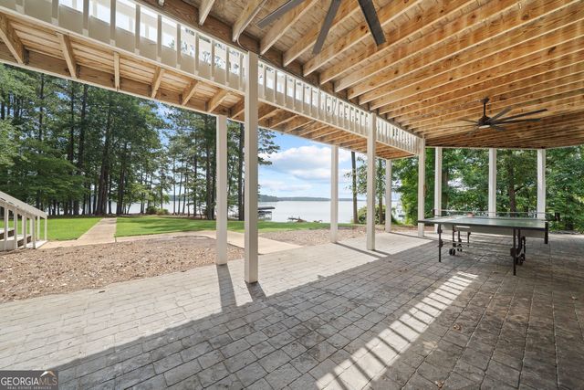 262 N Rock Island Drive, Eatonton, GA 31024