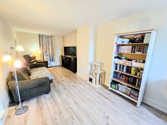 44 E HUMMELSTOWN ST, Elizabethtown, PA 17022