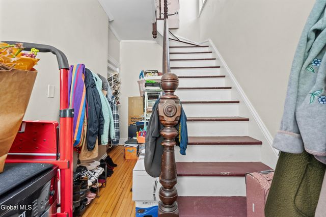 1047 Gillespie Street, Schenectady, NY 12308