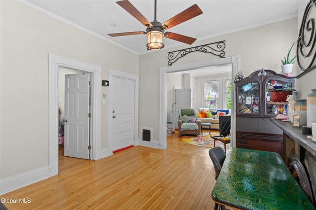 1047 Gillespie Street, Schenectady, NY 12308