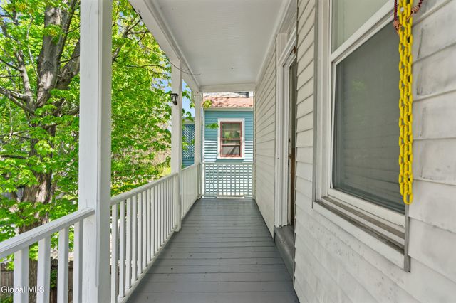 1047 Gillespie Street, Schenectady, NY 12308