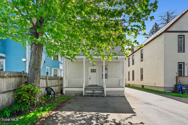 1047 Gillespie Street, Schenectady, NY 12308