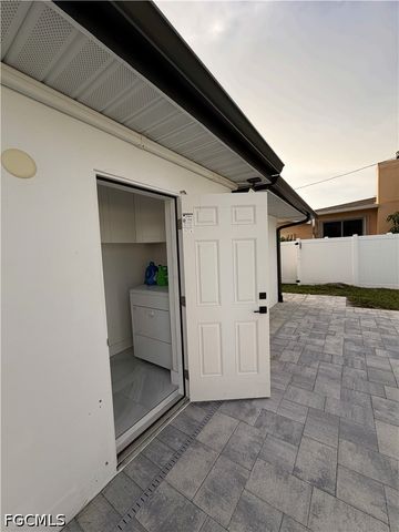 4937 Edith Esplanade, Cape Coral, FL 33904