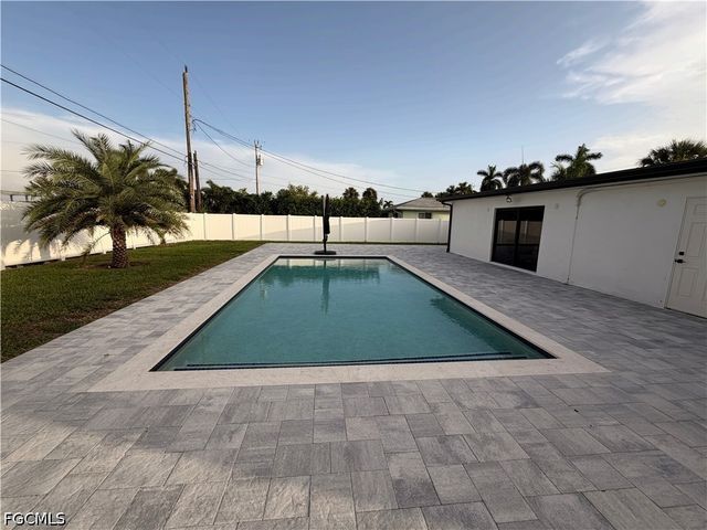 4937 Edith Esplanade, Cape Coral, FL 33904
