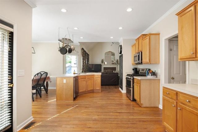 982 Bridge Mill Avenue, Canton, GA 30114