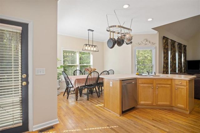 982 Bridge Mill Avenue, Canton, GA 30114