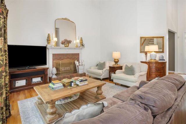 982 Bridge Mill Avenue, Canton, GA 30114