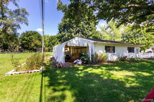 2750 Frankson Avenue, Rochester Hills, MI 48307